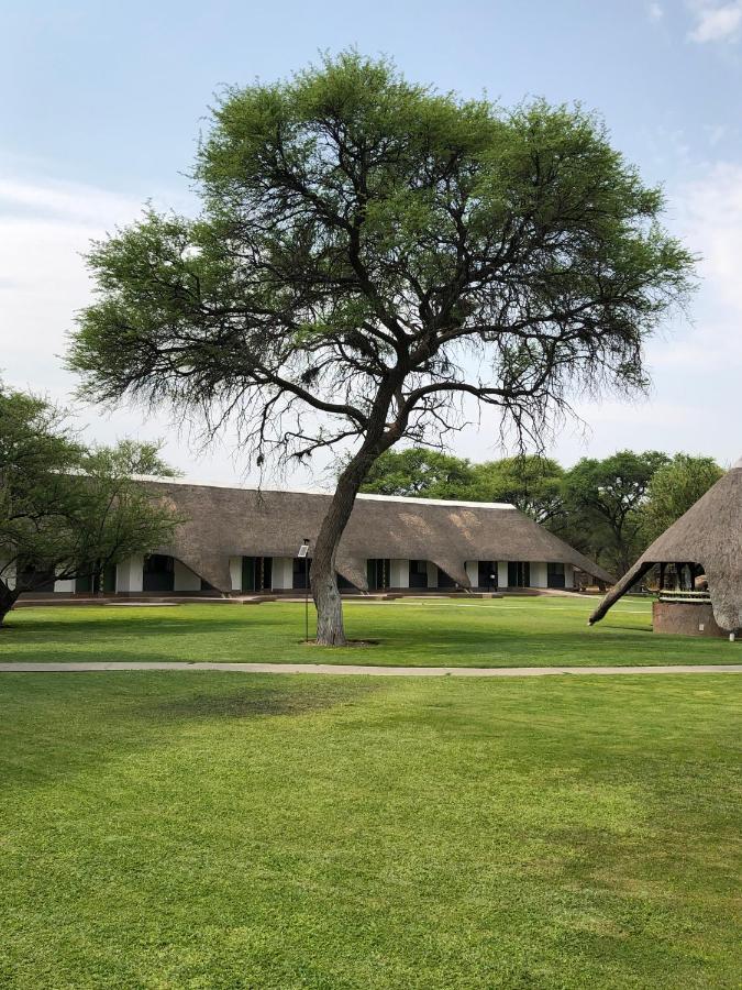 Okahandja Country Hotel Dış mekan fotoğraf