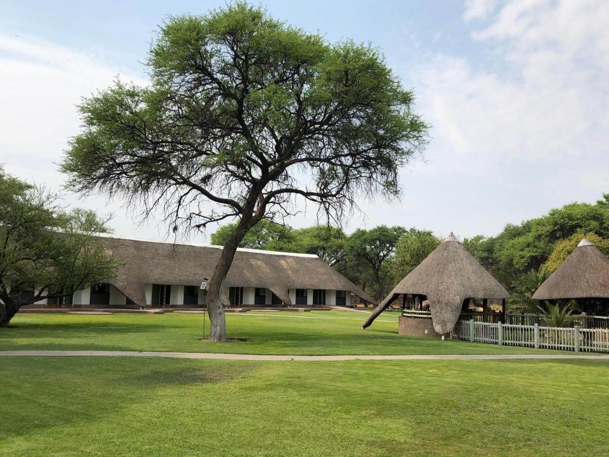 Okahandja Country Hotel Dış mekan fotoğraf