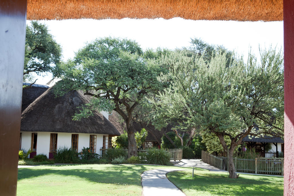 Okahandja Country Hotel Dış mekan fotoğraf
